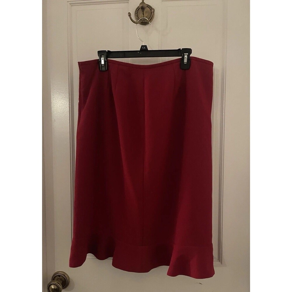 Le Suit Womens Business Red Knee Length Zip Red Skirt Polyester Size 18
